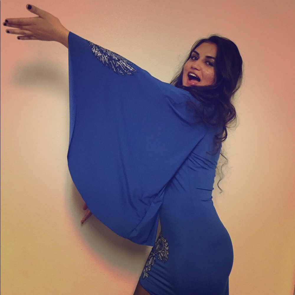 Blue dress (sequined)